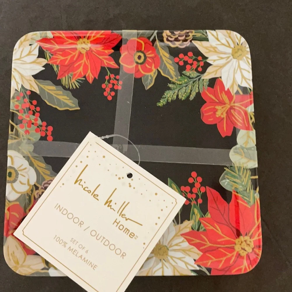 CHRISTMAS New NICOLE MILLER Black Red Floral Holiday Trays Set of 6